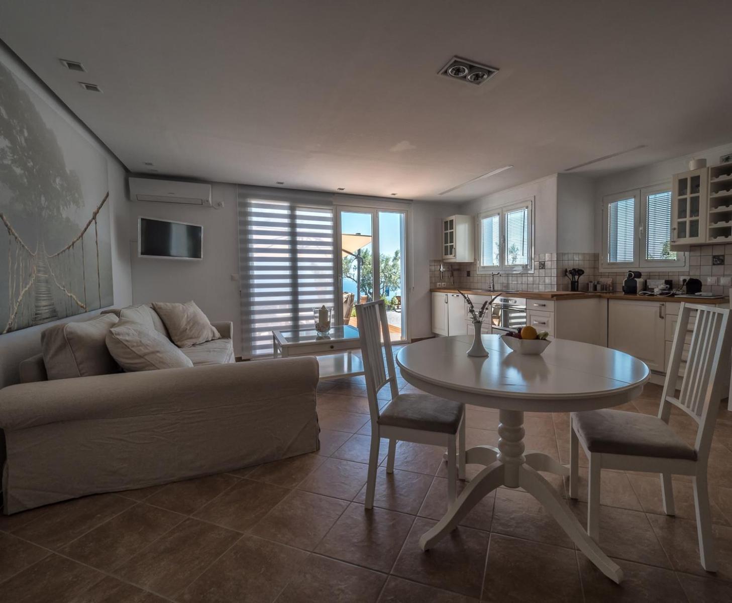 The Infinity 180 Luxury Suites Milia Extérieur photo