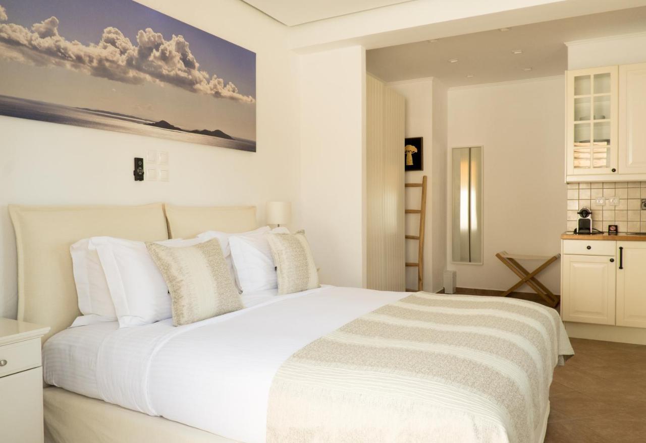 The Infinity 180 Luxury Suites Milia Extérieur photo
